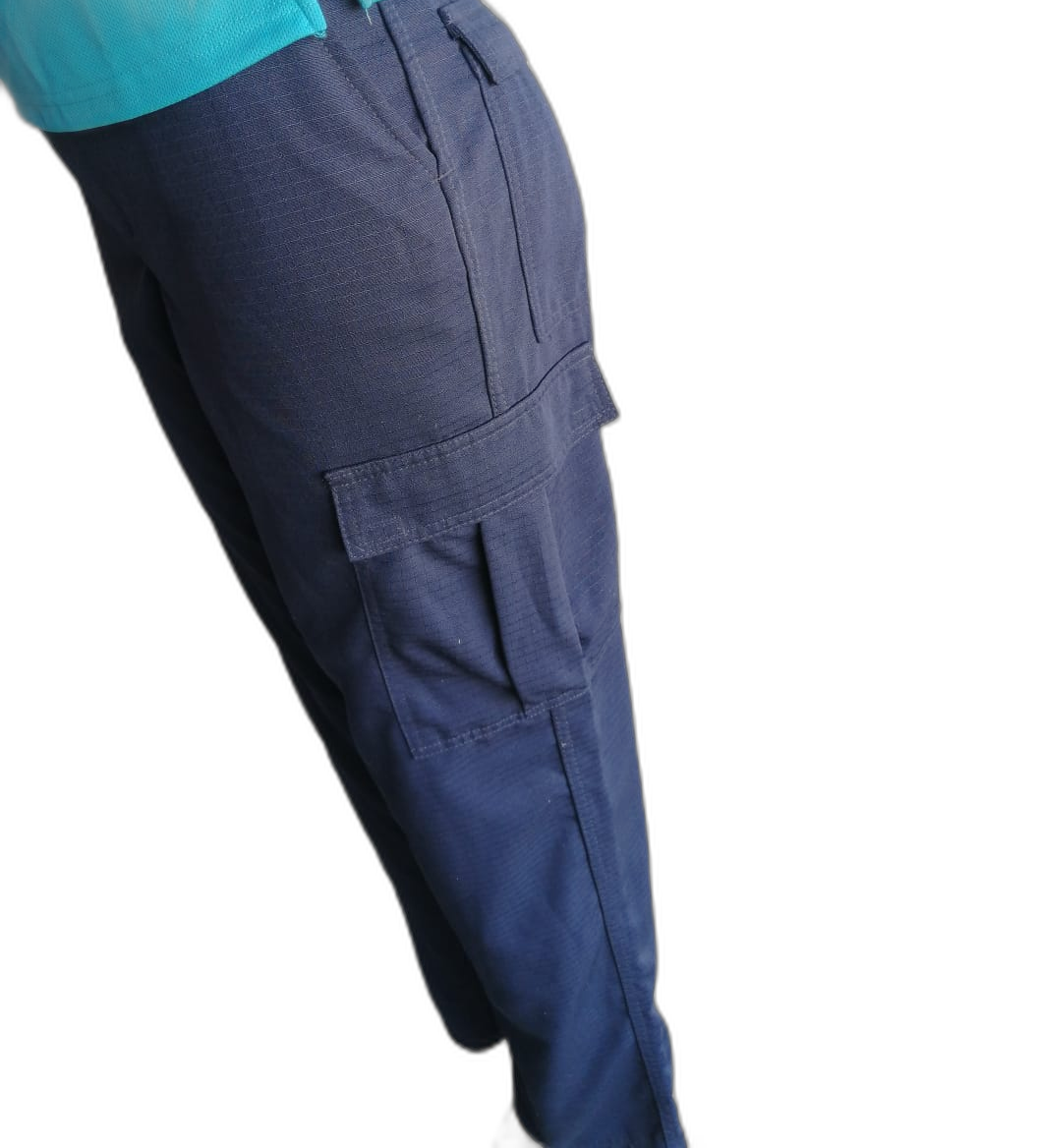 PANTALON ESTILO CARGO